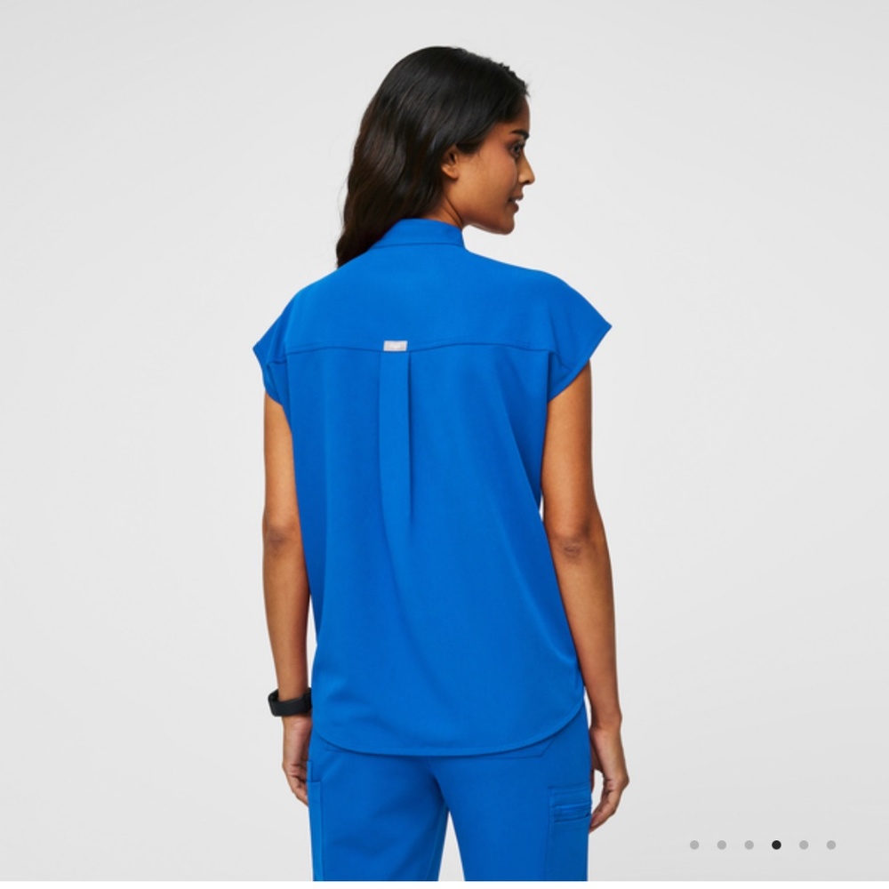FIGS Rafaela Oversized Scrub Top